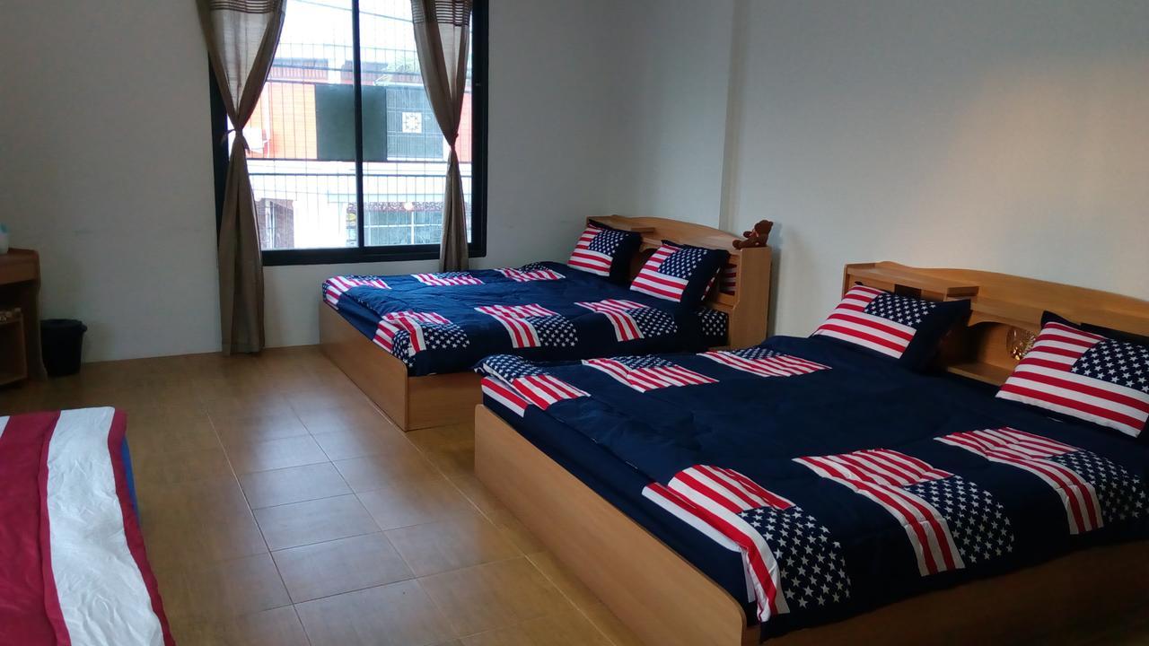 Suratthani Airport Hostel Surat Thani Ngoại thất bức ảnh