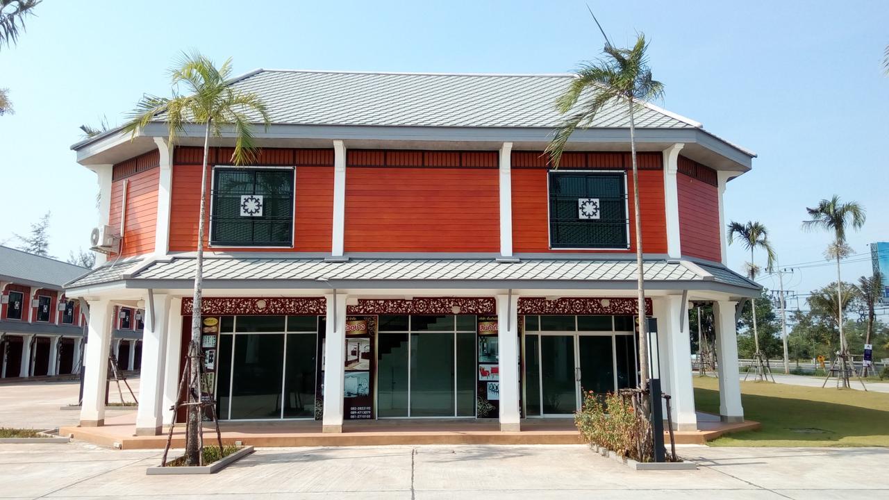 Suratthani Airport Hostel Surat Thani Ngoại thất bức ảnh