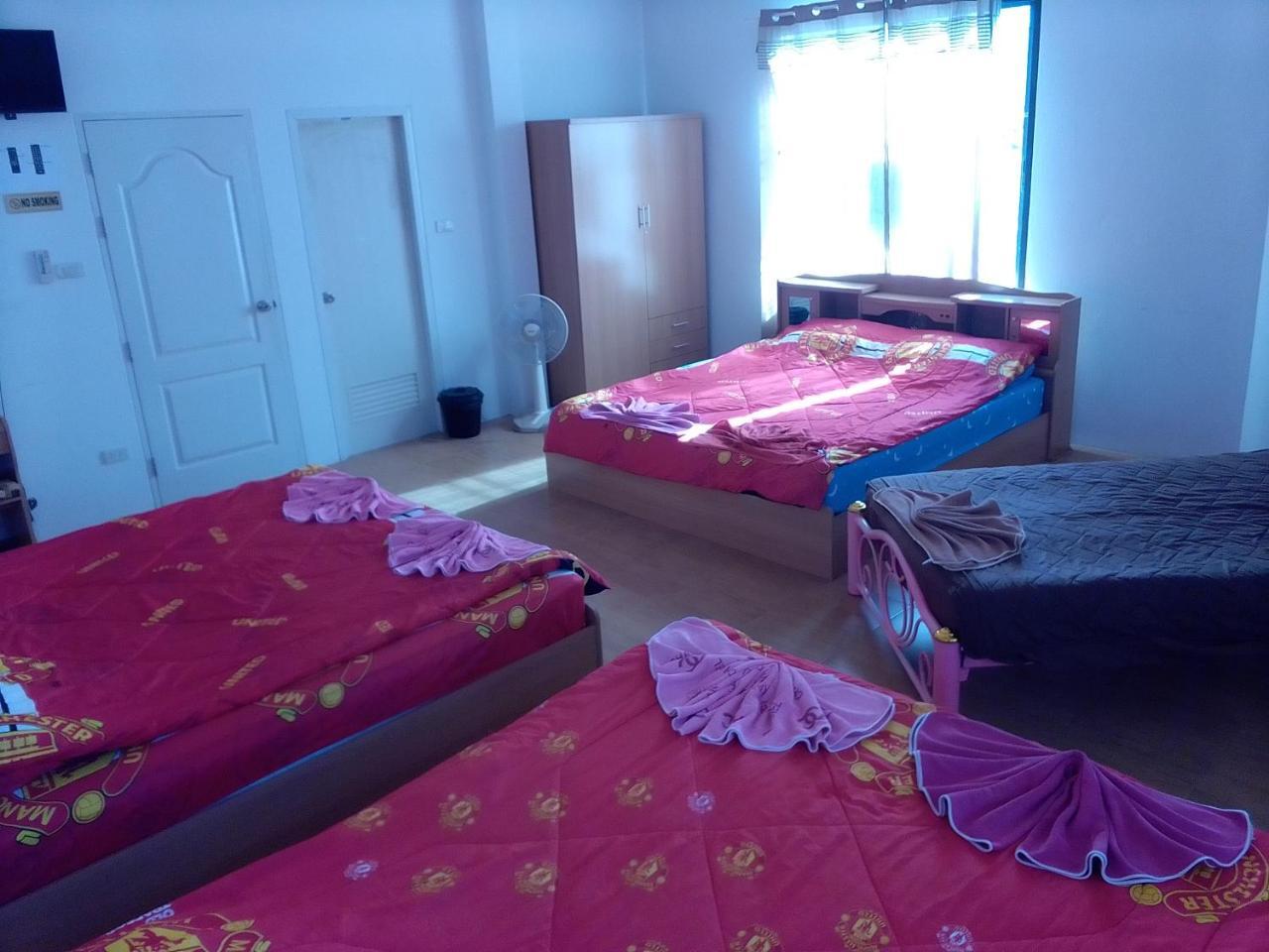 Suratthani Airport Hostel Surat Thani Ngoại thất bức ảnh